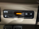 【ETC】高速道路の料金所をストレスなく通過!話題のスポットやサービスエリアに多い「スマートIC」利用時は必須のアイテムです。当店でセットアップを実施、ご納車当日からすぐにご利用いただけます!
