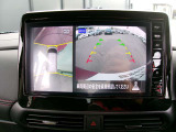 アラウンドビューモニター!空から見下ろしているかのような映像を映し出します。駐車時には安心ですよね♪