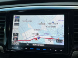 ナビ画面のアップ写真です。フルセグTV・Bluetoothオーディオ・CD・DVDビデオ再生が可能です。