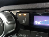 運転席と助手席には、シートヒーターを装備しています。冬場は必需品です!