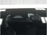 ドライブレコーダー装備:車の走行中の主に外観を中心に記録する撮影機材です!交通事故発生時の責任の所在を明確にしたり、観光等を記録するのにも役立ちます!