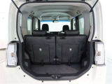 開口部の広いラゲージスペースは、ゴルフバックなどの荷物もラクラク積み込めます。