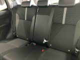 後部座席です。座り心地も足元もゆったり♪♪