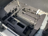 ラッゲッジルーム下にはパンク修理キット・工具があります