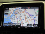 フルセグテレビ・CD・DVDもお楽しみいただけるトヨタ純正9インチナビゲーション(NSZT-Y66T)付きです。