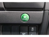 ECONボタンで低燃費モードに☆☆☆ECONスイッチを上手に使ってエコドライブ♪♪環境にもお財布にも優しい装備です☆☆☆