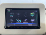 純正SDナビ(CN-RZ73)を装着しています。Bluetooth(ブルートゥース)・USB接続/CD・DVD再生/フルセグ視聴等が使用できます。