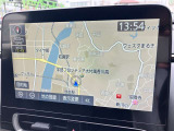純正ナビを装備。タッチパネル式で使いやすく、お出かけもラクラクです。