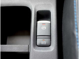 電動パーキングブレーキ&オートブレーキホールド!信号待ちなどの停車時に、ブレーキペダルを踏み続けていなくても自動的にブレーキ力がキープ!