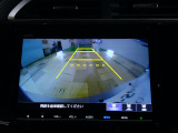 バックカメラの画像です。ガイドラインがスムースな車庫入れをサポートいたします!車庫入れの安心感がアップしますね☆