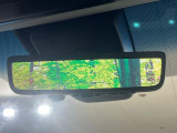 【デジタルインナーミラー】後席の大きな荷物や同乗者で後方が確認しづらい時でも安心!カメラが撮影した車両後方の映像をルームミラー内に表示。クリアな視界で状況の確認が可能です!