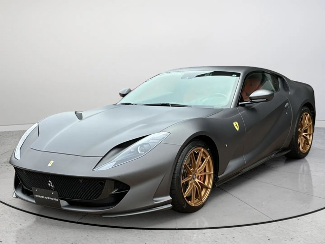 フェラーリ 812スーパーファスト 