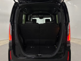 ★バリエーション豊富な広々と使えるトランクスペース★