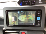 パックモニタ-も装備しております。車庫入れの苦手なお客様、もうご心配いりません。重宝してくれると思います。