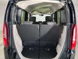 【ラゲッジスペース】ラゲッジスペースは広々です。