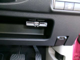 ETC車載器が付いています。高速道路の料金所をノンストップで通過!