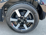 純正アルミホイール装着になります♪