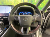 【純正革巻きステアリング】上質な革を使用することで、手にしっかり馴染みとても運転しやすいハンドルです♪