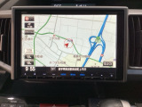 ナビゲーションはフルセグTV対応のGathers純正メモリーナビを搭載しています。Bluetoothオーディオ機能がありますので、スマートフォンなどの音楽も再生できます。