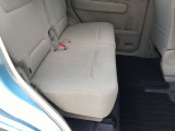 ☆後部座席シート廻り☆ ☆リアシートも快適な乗り心地☆シ-トの乗り心地が良く、旅行など長距離運転にも向いています。