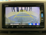バックカメラ付きで後方の確認も安心です!スムーズな駐車・車庫入れをサポートいたします!