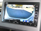 バックをするとき自動でリアの様子が映る『リアカメラ』付き!ナビ画面で確認しながらバックができますから安心ですね。でも、目視も大切ですよ!安全第一でお願いします!
