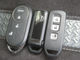 ■スマートキー2つとエンジンスターター1つ付きです■