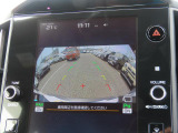 バックカメラも装備しています。気になる後ろの見通しや車庫入れにも大活躍!運転が困難な場所でもしっかりサポート!心強い味方のモニターです。【バックカメラ】付の車って1回乗るとクセになります。