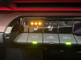 快適温熱シート+ベンチレーションシート(運転席・助手席)