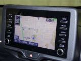 ナビゲーション付です。 ナビがあると便利、ラクラク何処でもいけます。 ナビが有るのと無いのとでは大きな違いですね。