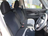 ルークスのフロントシートです。座り心地もバッチリです。