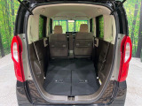 後席を格納すると、これだけの広さが!シーンに合わせたシートアレンジで、大きな荷物も積むことが出来ます♪