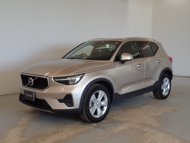 XC40プラス B3