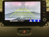バックでの車庫入れも安心です! リアカメラが付いているバックモニター付のナビを装備しております。操作線もついており距離感も画面から確認できます。