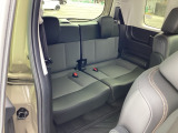 3列目シートもあるので家族でのお出かけに便利です。