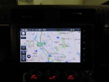 トヨタ純正ナビ装備!地図描写は文字も道もクリアで見やすく、滑らかに表示します。これさえあればもう道に迷わないですみますね♪フルセグで地上波デジタル放送TVもバッチリ綺麗に見れちゃいます♪