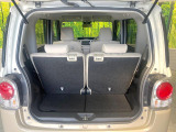 普段のお買い物や通勤、送迎等に十分な荷室スペースを確保しております。セカンドシートを倒すと、大きな荷物の積載も可能です♪