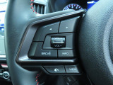 ■オーディオやナビゲーションを操作する為のリモコン装備。各種スイッチが集約されており、走行中でもハンドルから手を放さずに安全に操作できますので、事故防止に繋がります。