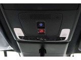 緊急通報ボタンが装備されています。ホンダコネクト対応。ご利用には、Honda Total Care プレミアムのご加入が必要です。