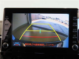 バックガイドモニターで、後方を確認しながら安心して駐車することができます。運転初心者も熟練者も必須の機能ですよ!