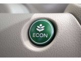 ECONスイッチの効果とあなたの運転で、クルマと力をあわせ「燃費向上=ガソリン代の節約=CO2 削減」のチャレンジをお楽しみください。