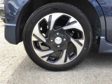 純正アルミホイール標準装備です。力強いデザインです☆