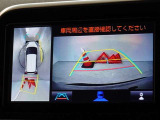 バックガイドモニターを装備しています、車庫入れもラクラクです。パノラミックビューモニターを搭載しています、上からの画像も表示されます。