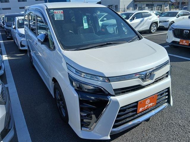 ヴォクシー 2.0 ZS 煌II 禁煙車 純正9インチナビ フルセグ