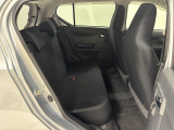 後部座席もキレイな状態です♪
