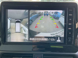 アラウンドビューモニター:空から見下ろしているような視点でスムーズな駐車と安全確認ができ安心して運転出来ます。