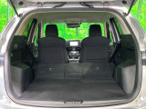 普段のお買い物や通勤、送迎等に十分な荷室スペースを確保しております。セカンドシートを倒すと、大きな荷物の積載も可能です♪
