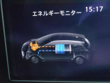 バッテリーの充電状況や充電時間の目安が一目瞭然!メーター内で確認が出来ます。