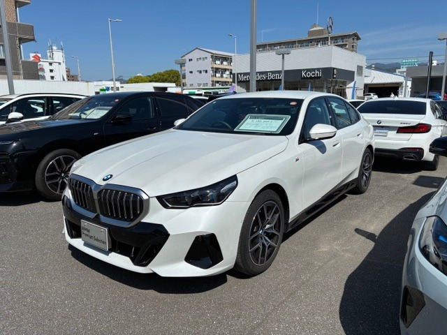 5シリーズセダン 523i Mスポーツ 
