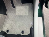 純正フロアマット